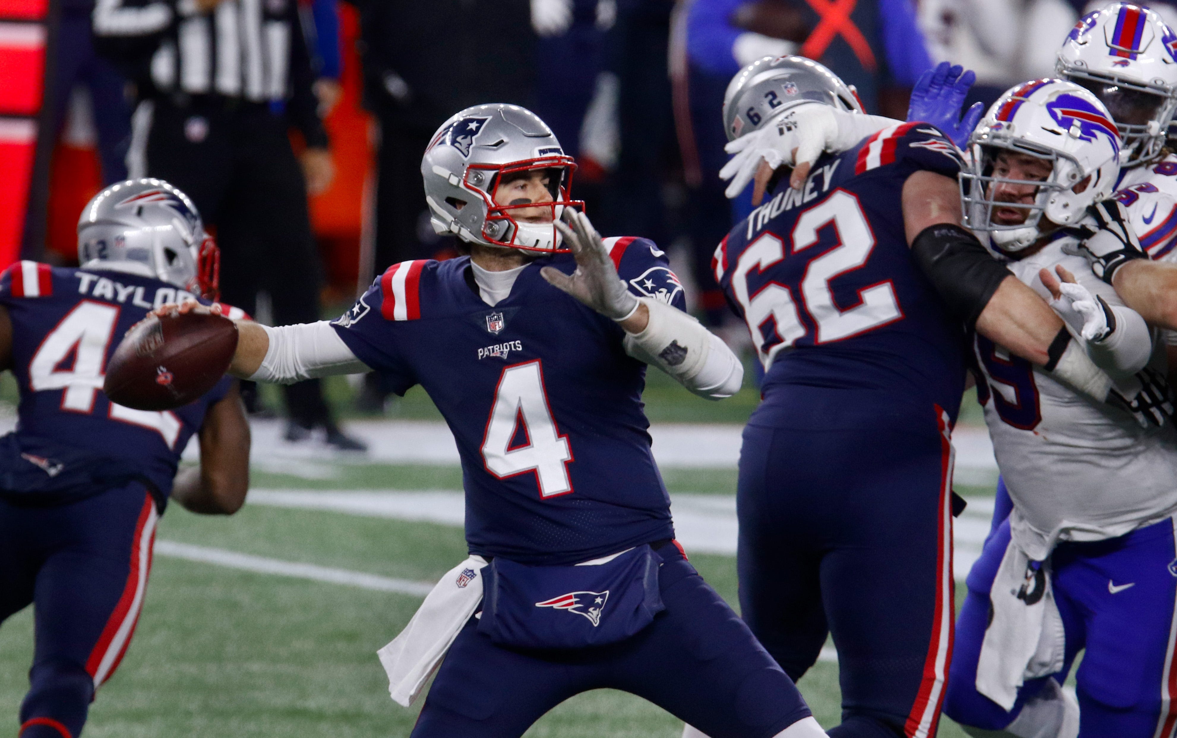 Bills 38 Patriots 9 New England Proves No Match For Division Champs