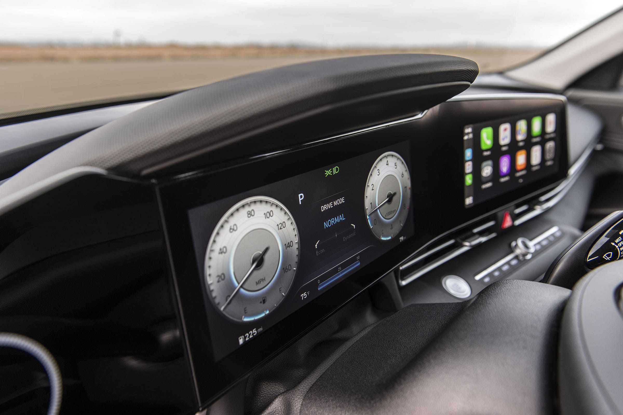 The 2021 Elantra offers simple, crystal clear gauges.