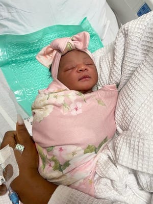K’Lani Myluv Kearney is the first baby born in 2021 for Craven County at CarolinaEast Medical Center in New Bern, NC, Jan. 1, 2021. New Bern’s Destinee Morris gave birth to 6lb-12oz K’Lani at 12:40 AM. [Courtesy of CarolinaEast Medical Center]
