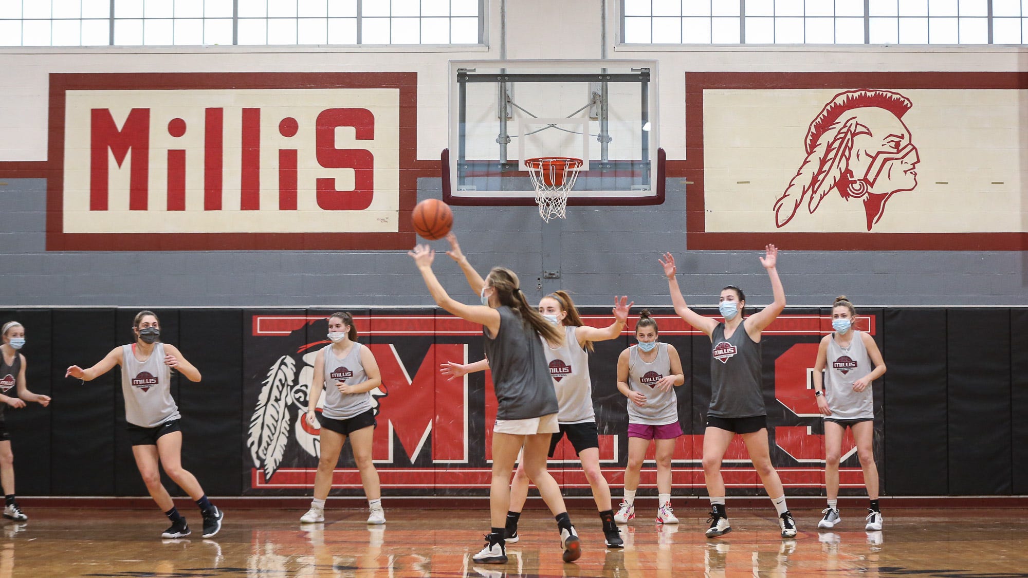 girl dunking in high school