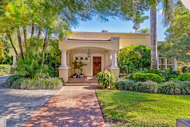 A spacious and gracious Mediterranean Revival home at 1115 Citrus Street in the West-of-the-Trail enclave of Bungalow Hill has come onto the market for $1,545,000. (Photo / pix360)