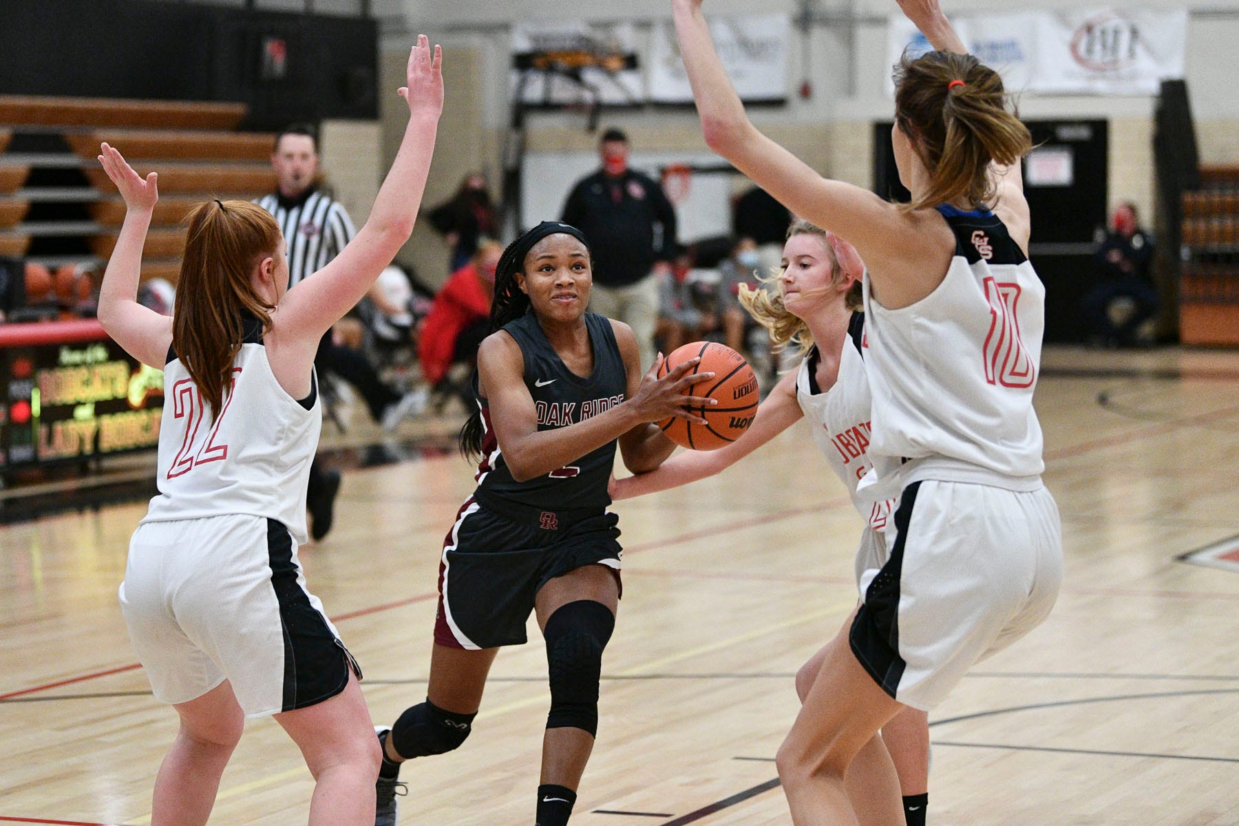 High school basketball: Oak Ridge girls and boys basketball go ...