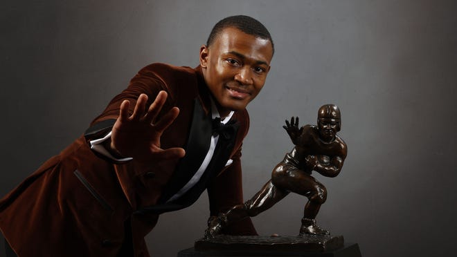 Ohio State’s Bryce Young leads 2021 Heisman Trophy finalists