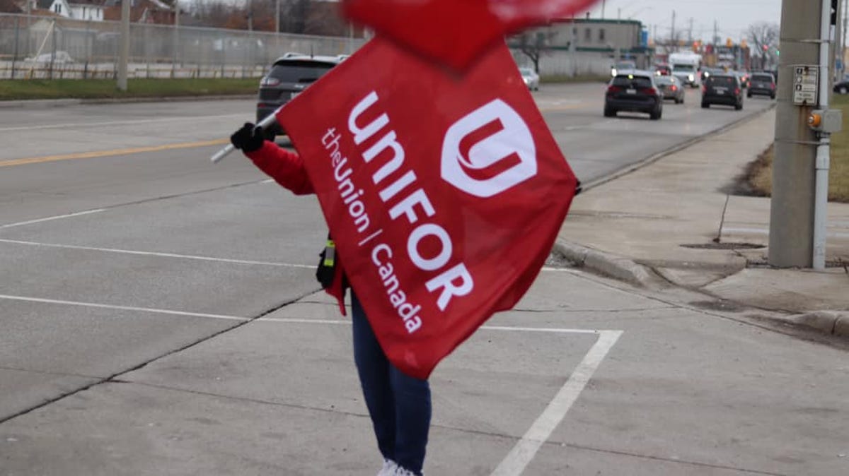 Unifor được tăng lương hai chữ số trong thỏa thuận mới với Ford