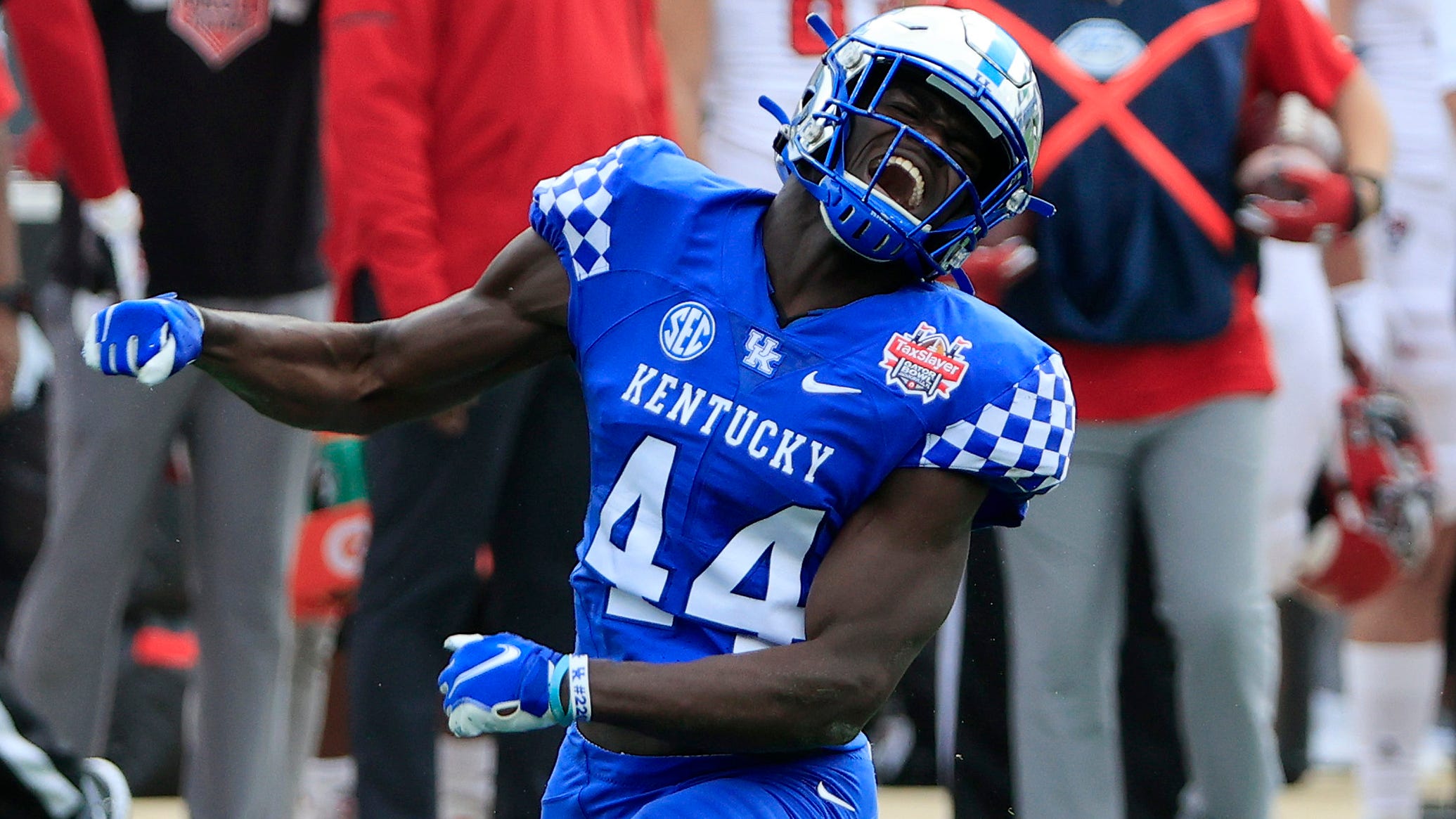 Jamin Davis: LB makes case for first-round NFL draft pick at pro day Jamin Davis: LB makes case for first-round NFL draft pick at pro day