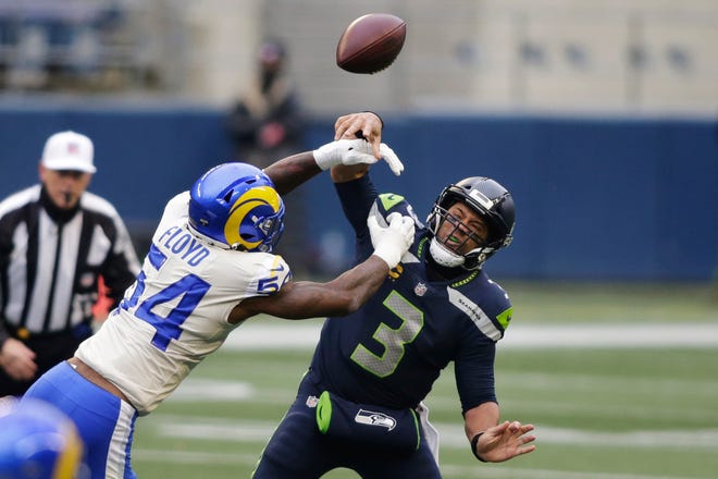 Rams get division rivals, Seahawks 30-20