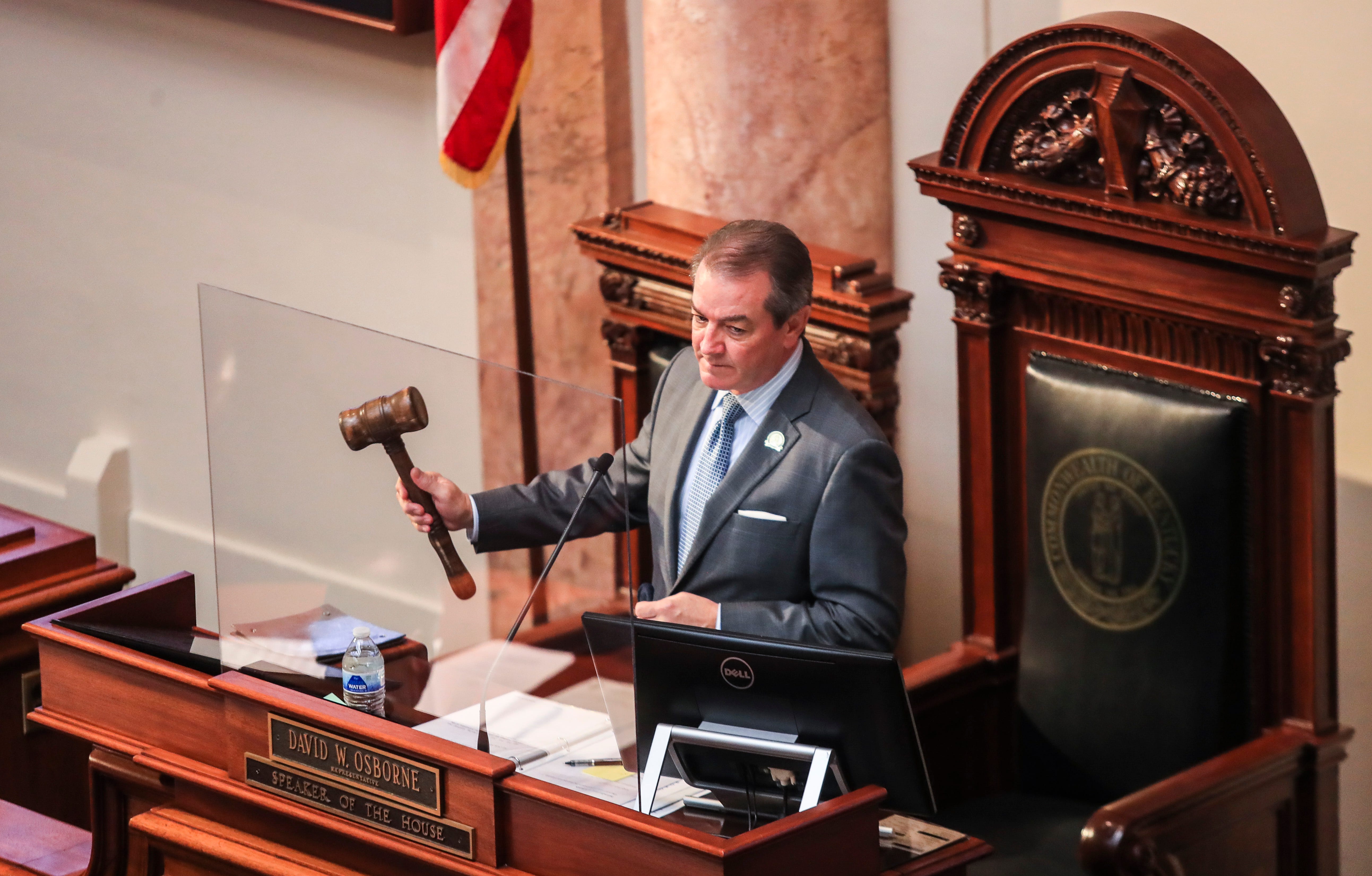 Kentucky General Assembly House passes budget bills