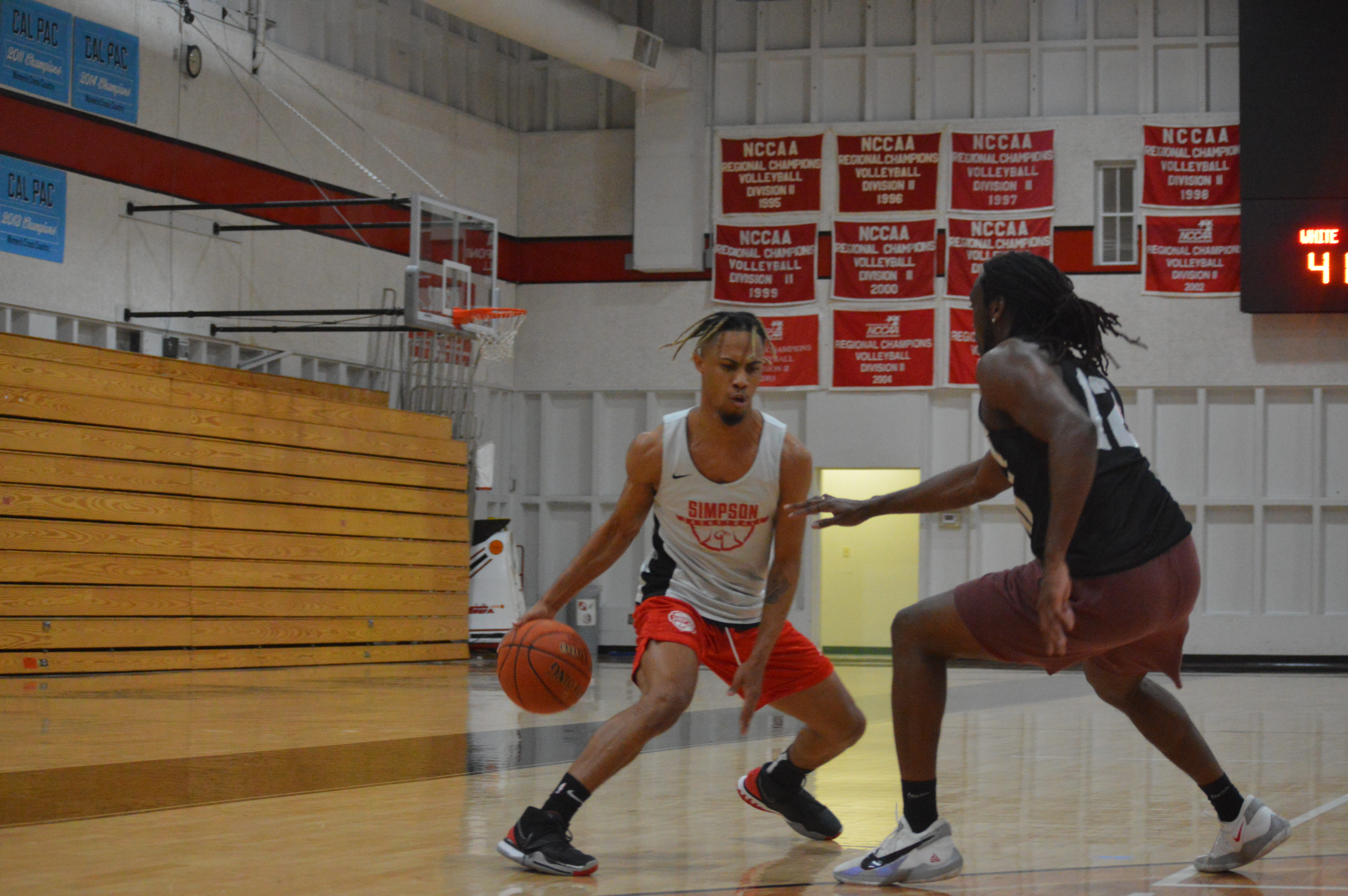 Red Hawks basketball ready to be first team in Redding to play in 2021
