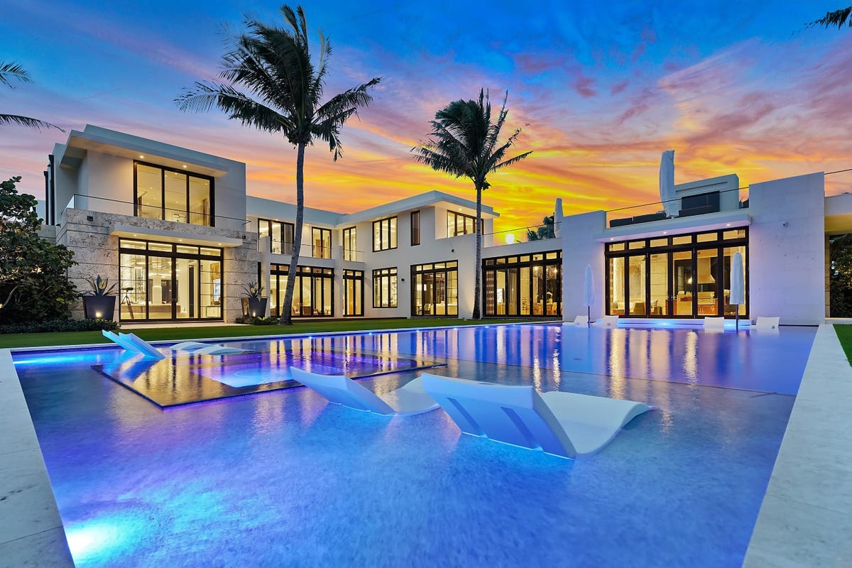 Palm Beach real estate: 10 most mansions, ties 2
