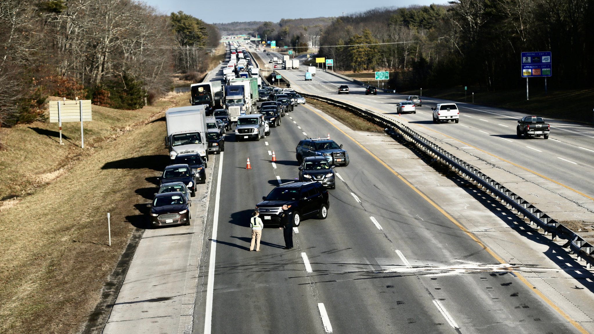 Fatal crash, police chase, officers hurt in I 95 Maine crashes