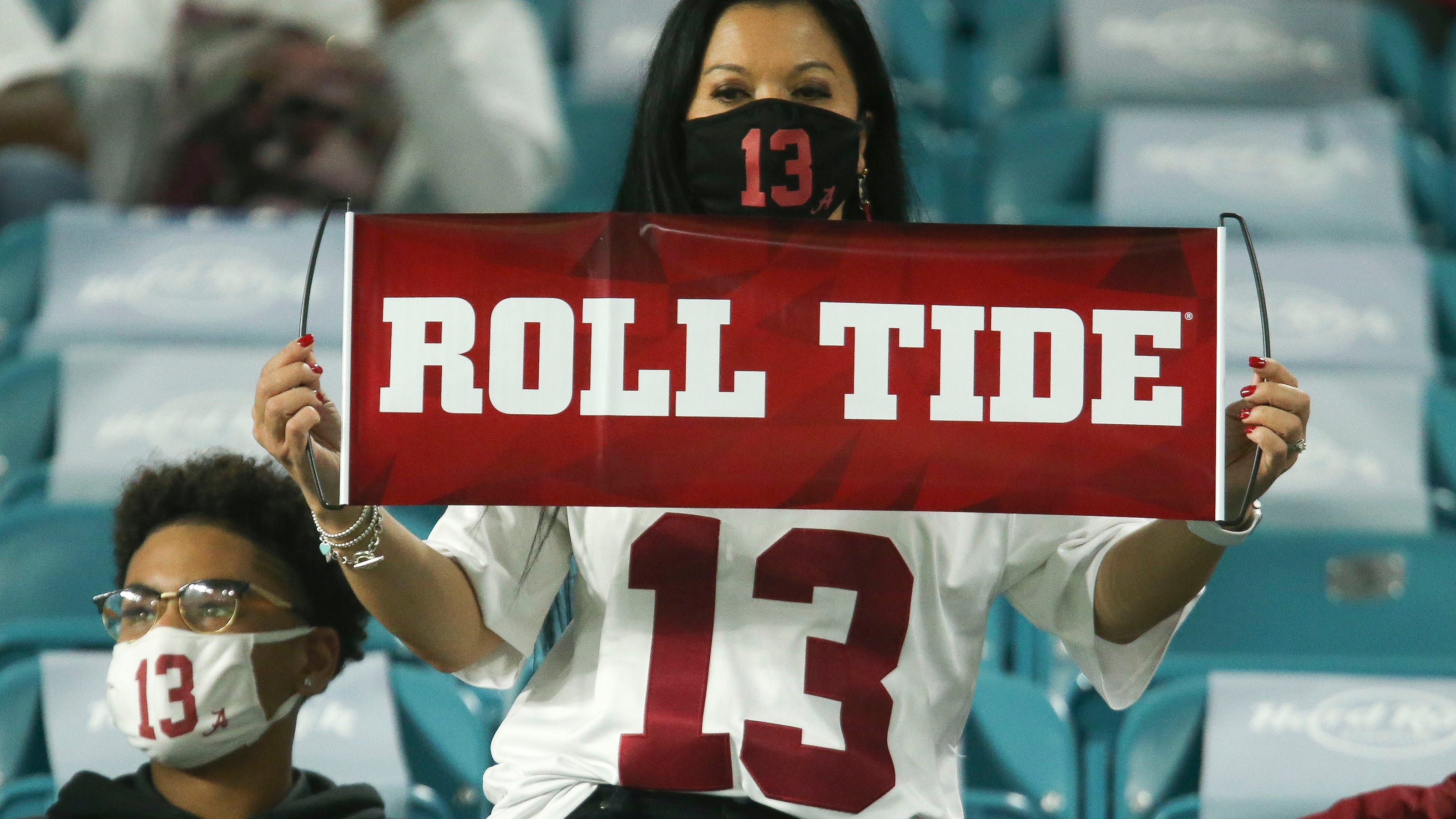 Alabama football tickets offered for students vaccinated against COVID