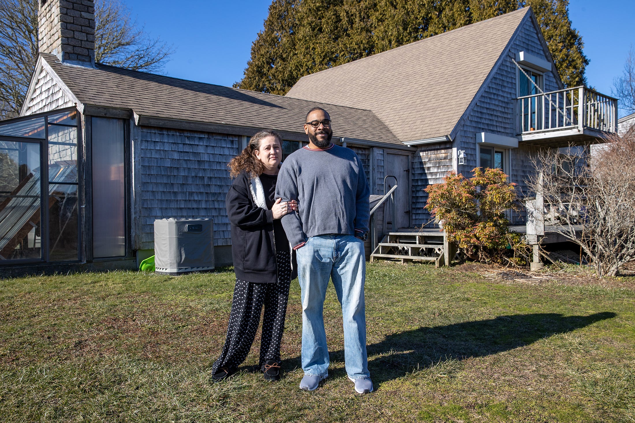 Biracial family ponders life in Little Compton after alleged racism