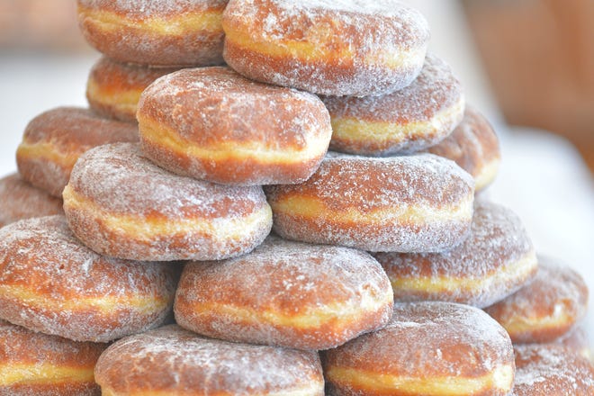 This year's Paczki Party at the Polish Center of Franklin is virtual, with curbside pickup. Bakeries offering fillings from chocolate bourbon pecan and blueberry lemon to traditional prune are supplying the pastries.