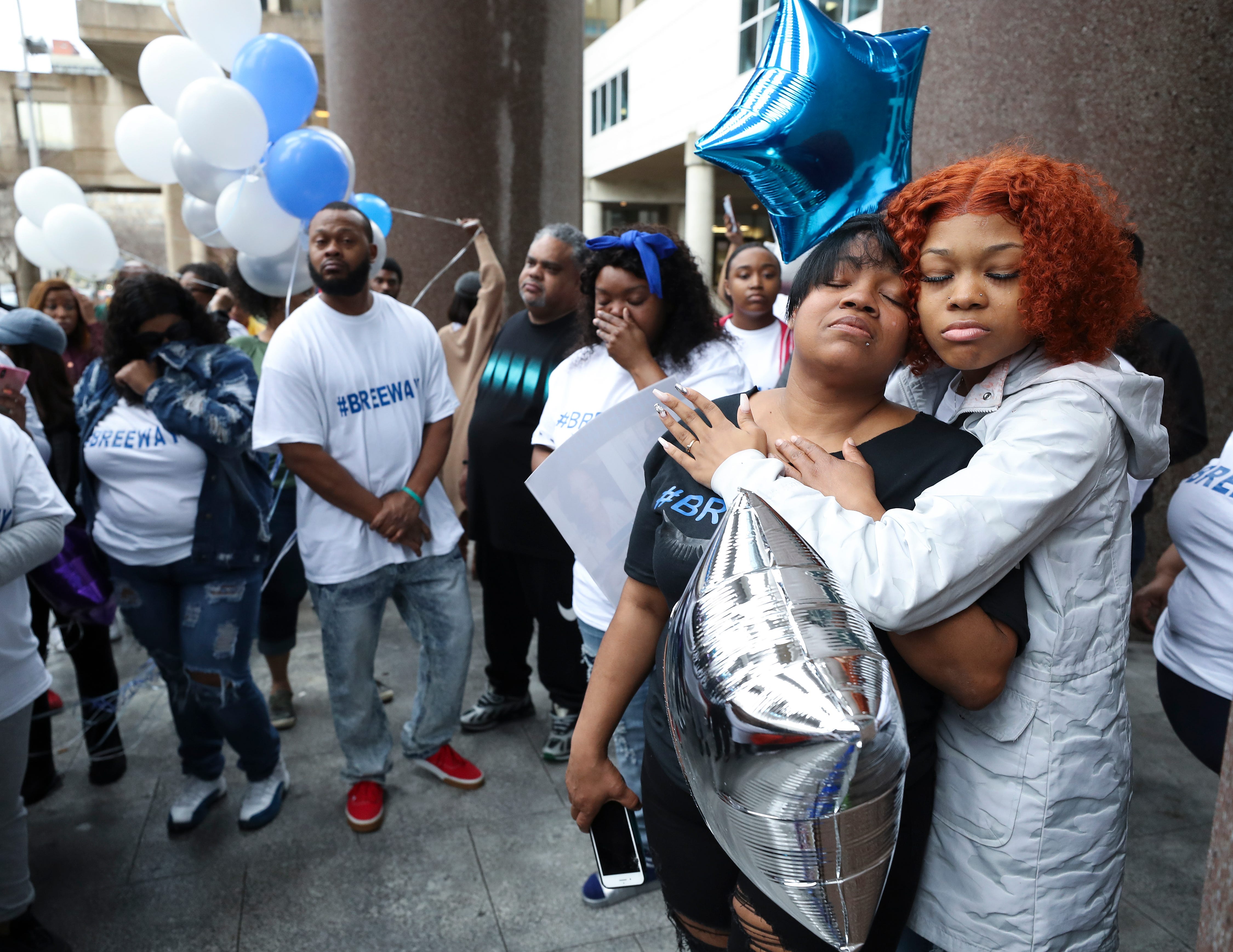 Tamika Palmer, left, embraced her daughter Juniyah Palmer during a vigil for her other daughter, Breonna Taylor, outside the Judicial Center in downtown Louisville, Ky. on Mar. 19, 2020.  Taylor was killed during an officer-involved shooting last week.  The family chose the vigil site because it is across the street from the Louisville Metro Police Department.

1-Vigil01 Sam [Via MerlinFTP Drop]