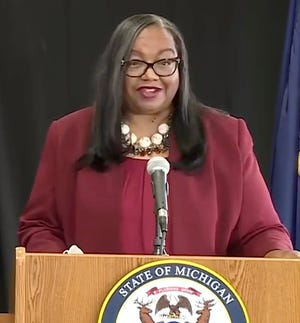 Wanita Roseville didakwa dalam penembakan yang melukai Detroit berusia 3 tahun Wanita Roseville didakwa dalam penembakan yang melukai Detroit berusia 3 tahun