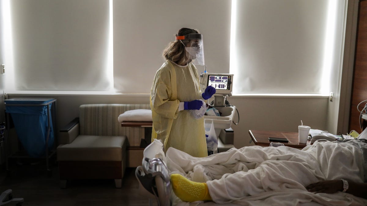 Hospitals in Michigan postpone surgical procedures amid COVID-19 boom