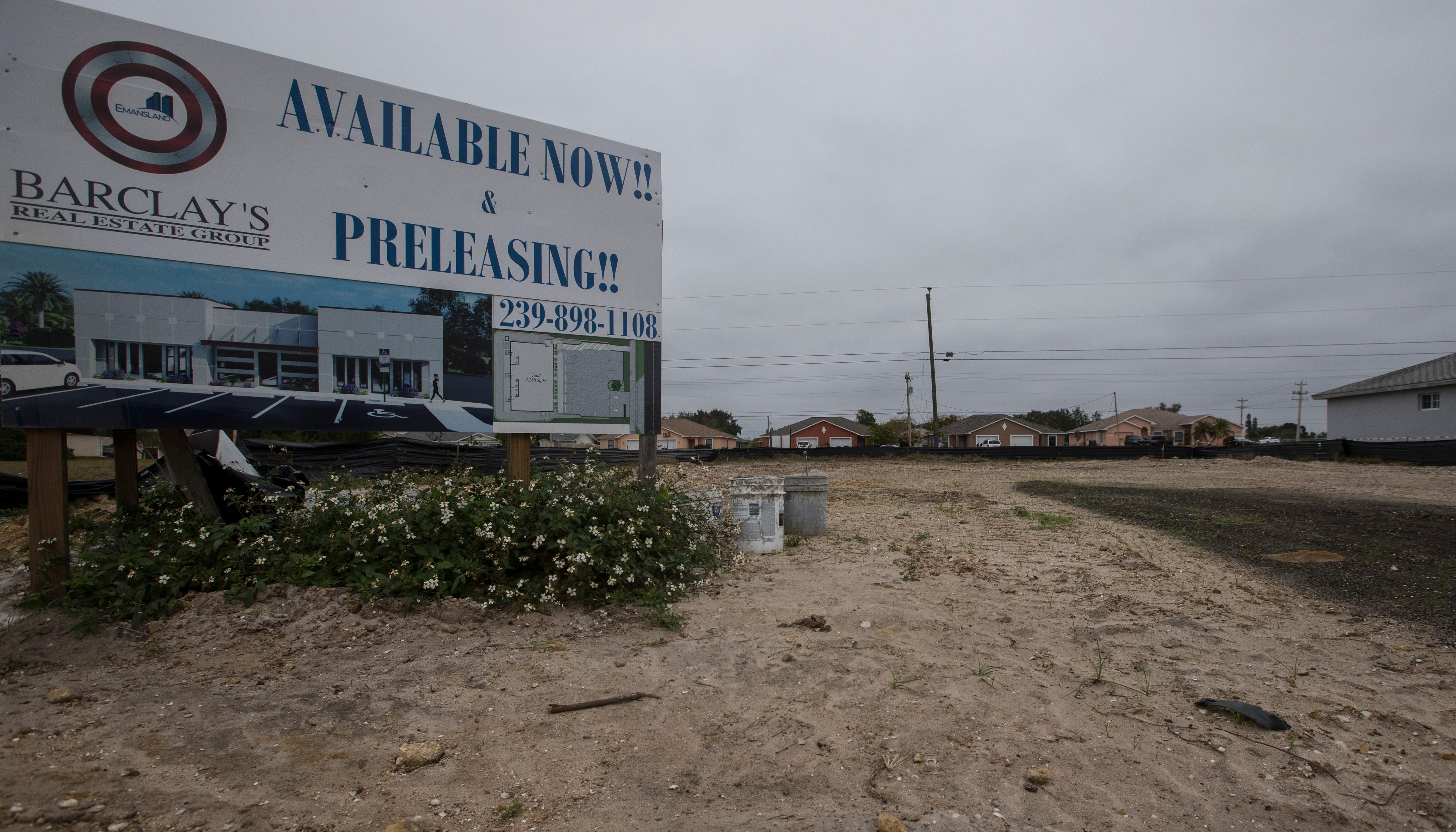 Cape Coral City Centrum Area For Offices Long Awaits Development