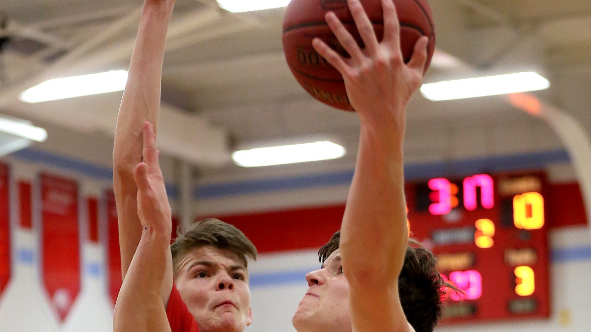 Moundridge defeats Trinity Catholic 5838