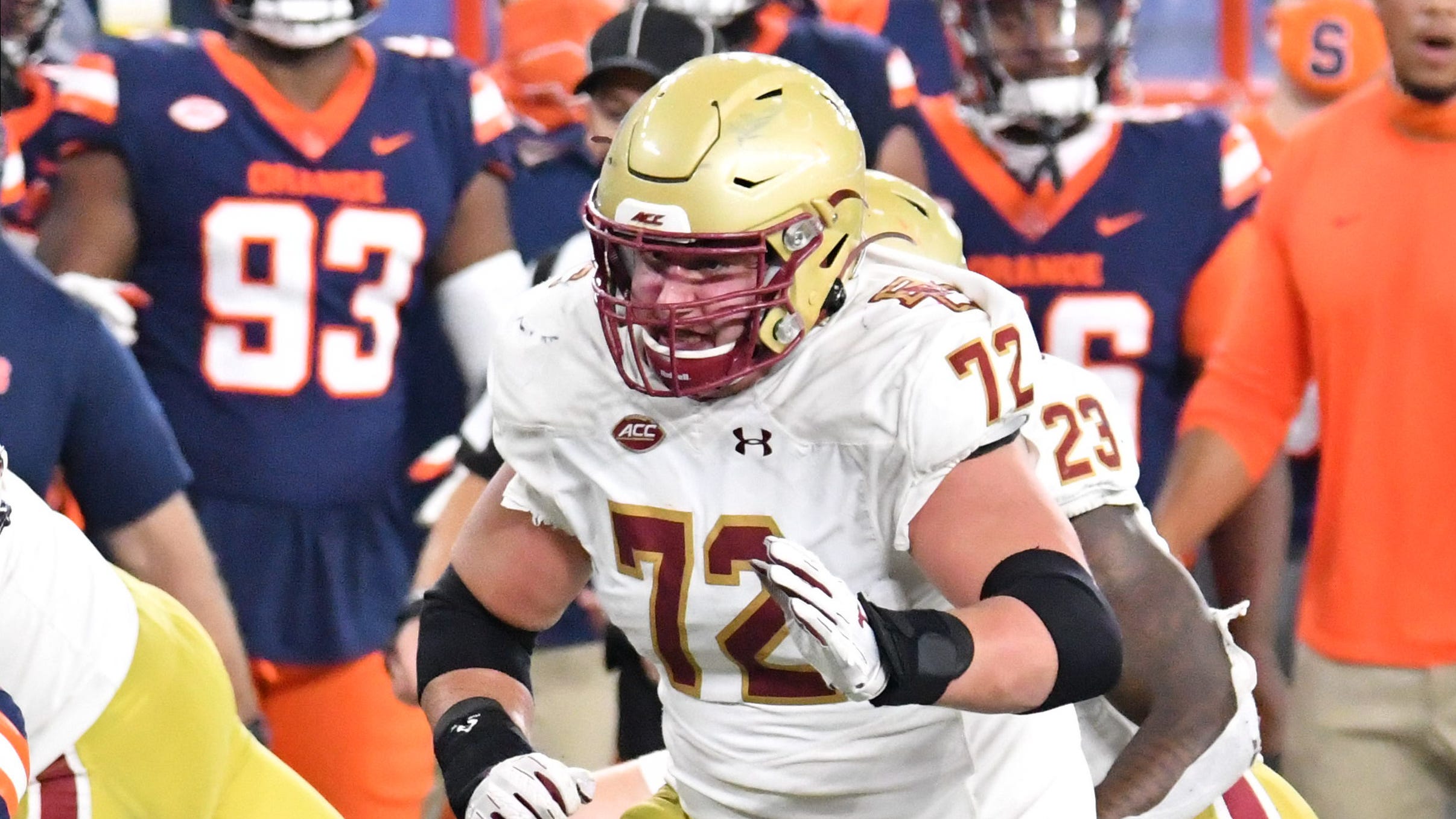 Colleges: Dudley's Alec Lindstrom will return to anchor Boston College  offensive line
