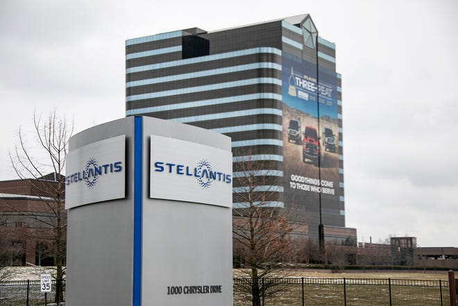 Chrysler-parent Stellantis plans to open an EV battery plant in Windsor with South Korea's LG Energy Solution.