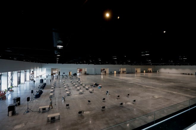 The Resch Expo's main hall is 125,000 square feet, but it can also be divided into three separate halls of about 42,000 square feet each.