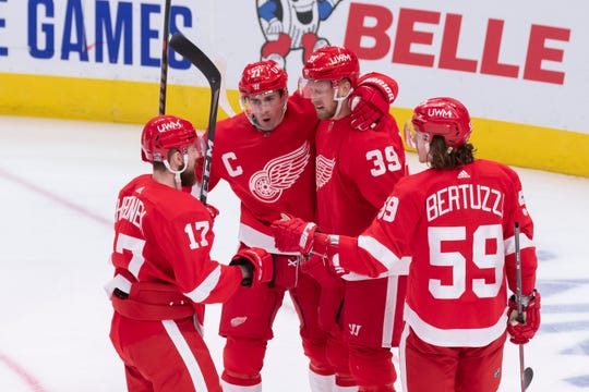 After playing their first four games at home, the Red Wings finally hit the road for two games in Chicago.