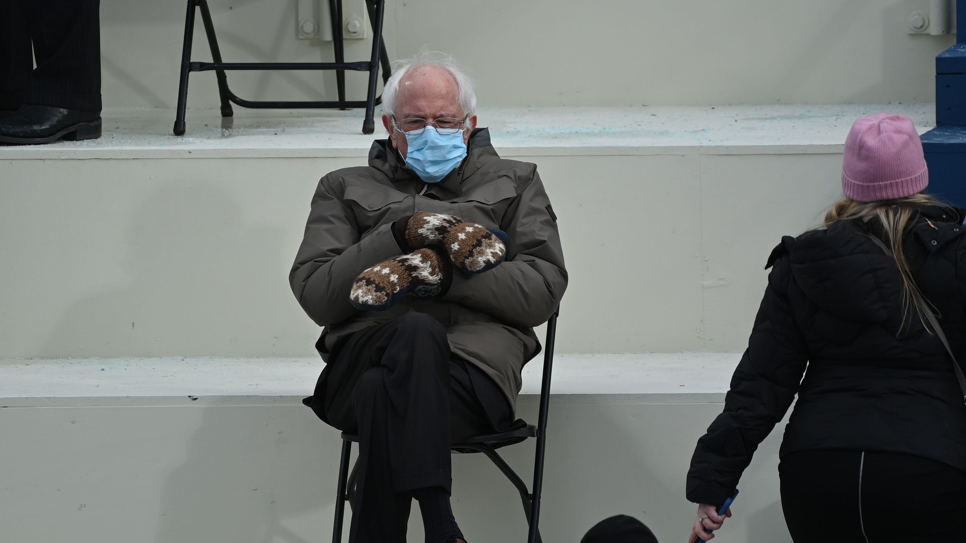El Pasoans jump on Bernie Sanders meme trend
