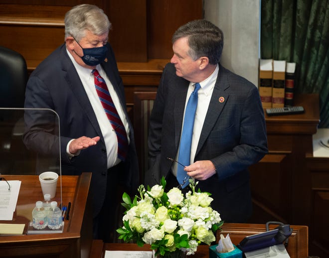 Lt. Governor Randy McNally talks with Sen. Bill Powers during a special session of the Senate at the State Capitol Thursday, Jan. 21, 2021 in Nashville, Tenn.