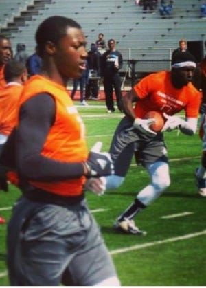 Caravel Academy's Darnell Savage, left, and Middletown's Chris Godwin (with ball) were teammates on the Northeast Elite 7-on-7 travel team in the summer of 2013.