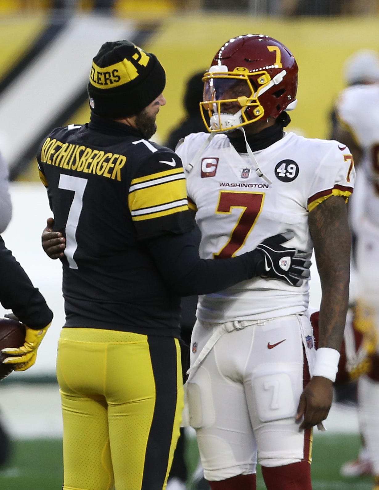 Dwayne Haskins signs with Pittsburgh Steelers one month after being waived by Washington Football Team