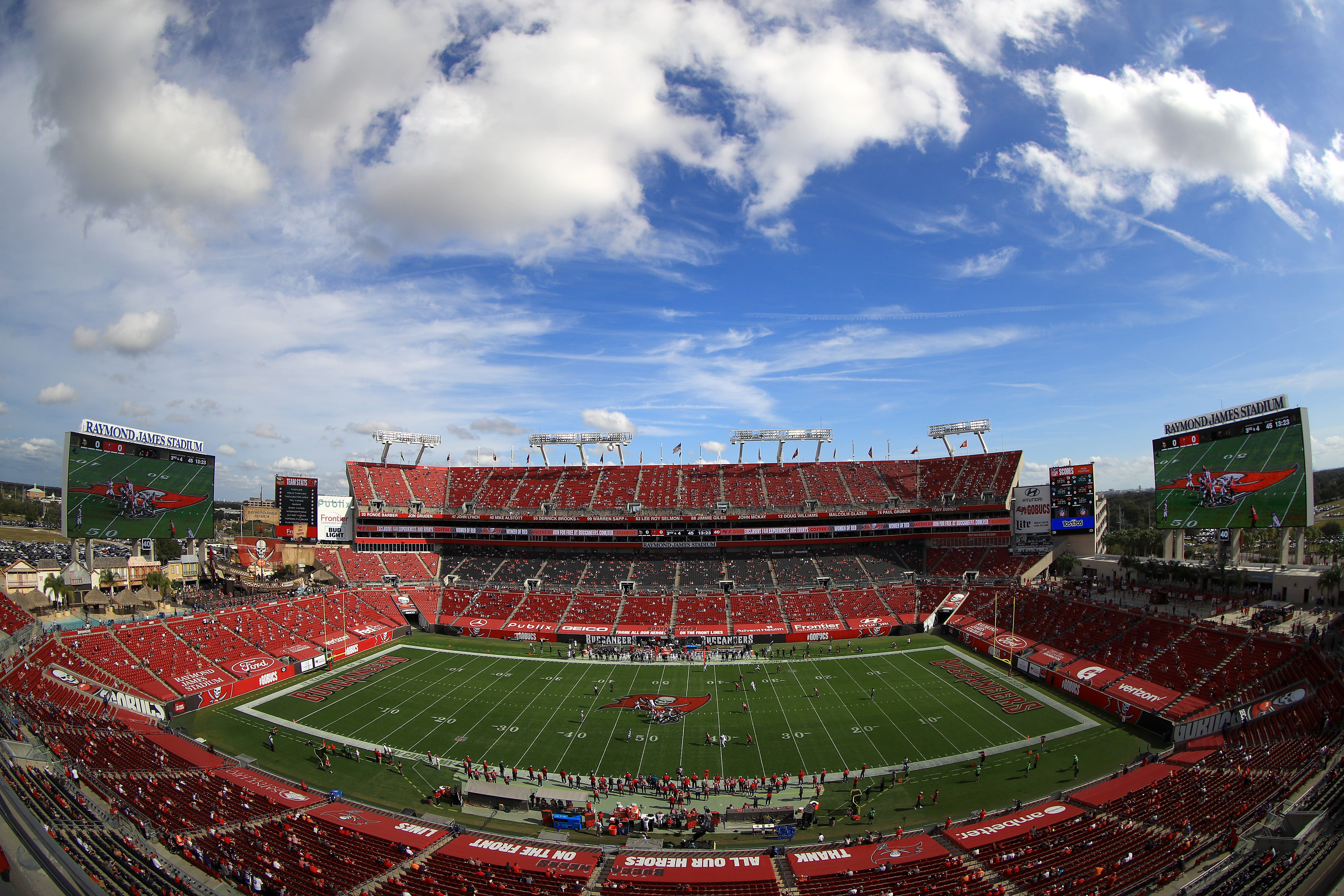 Super Bowl teams won't travel to Tampa until day or two prior to game