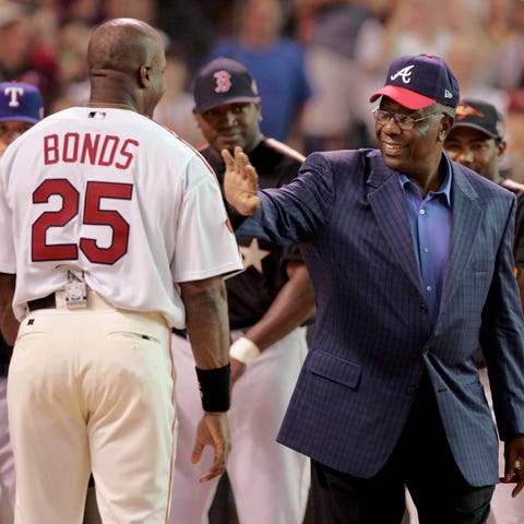 Barry Bonds and Hank Aaron together at the 2004 Ho