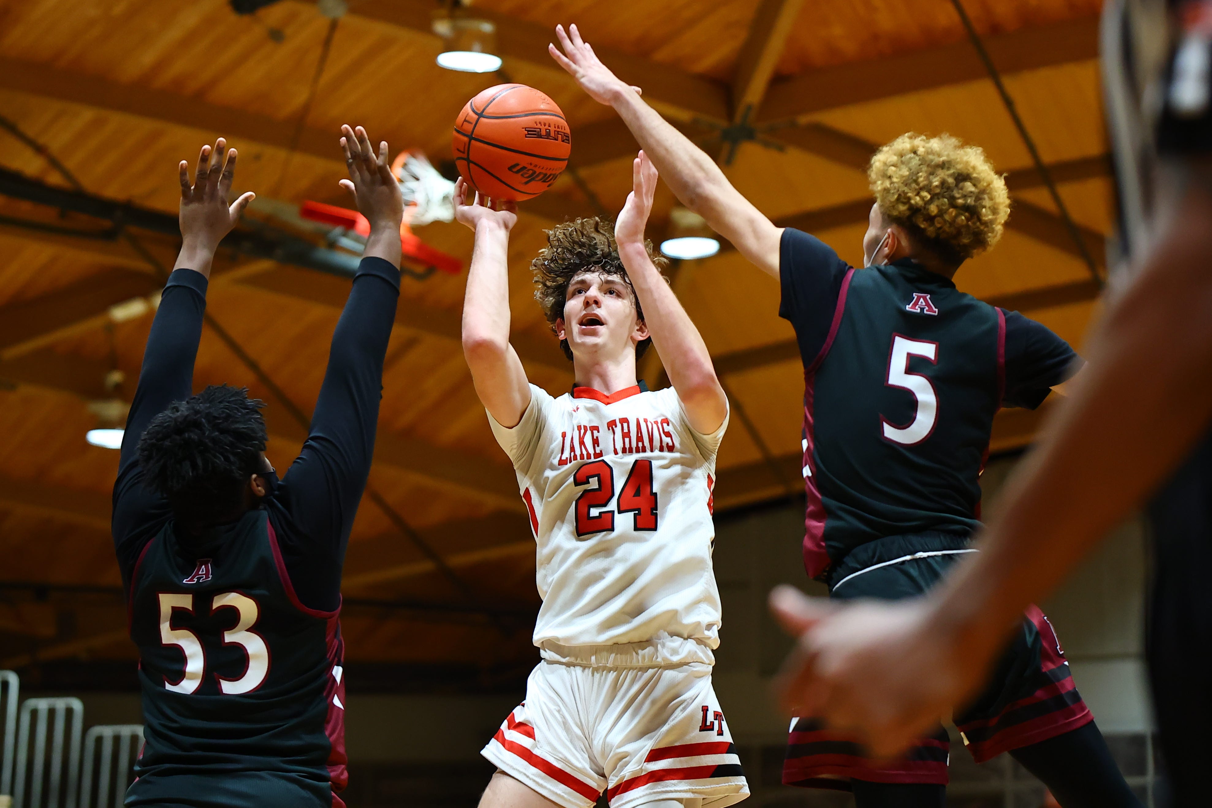 travis basketball