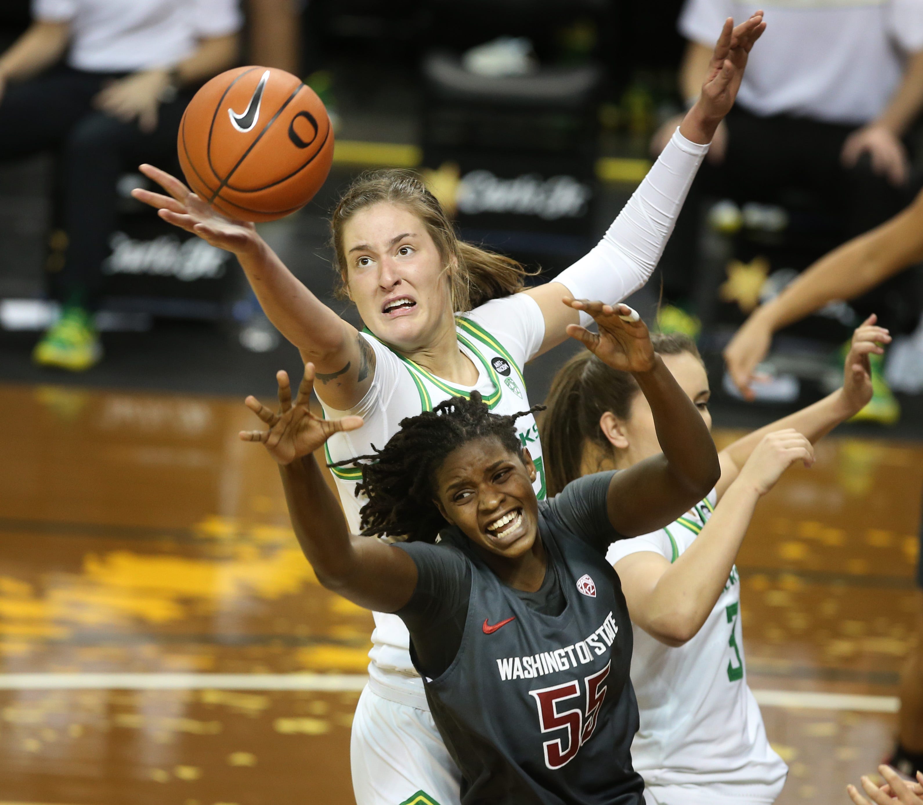 No 13 Oregon Ducks Women S Basketball Team Grinds Out 58 50 Win Over Washington State
