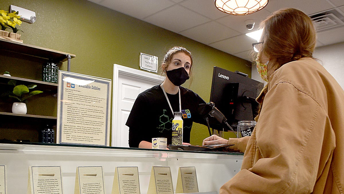 Photos Missouri Health Wellness Dispensary Opens In Jefferson City