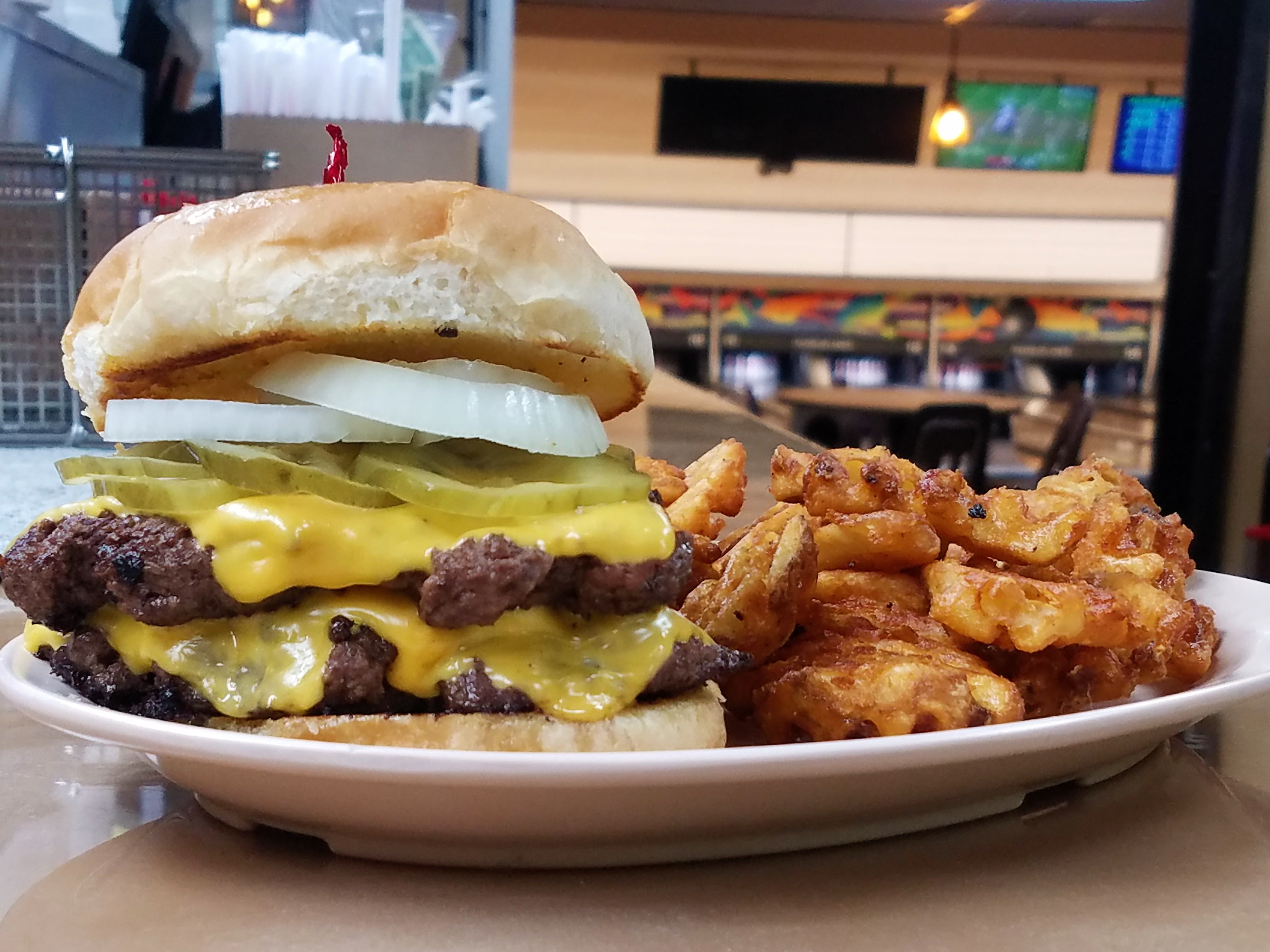 Evansville restaurants These 4 unexpected places offer great burgers