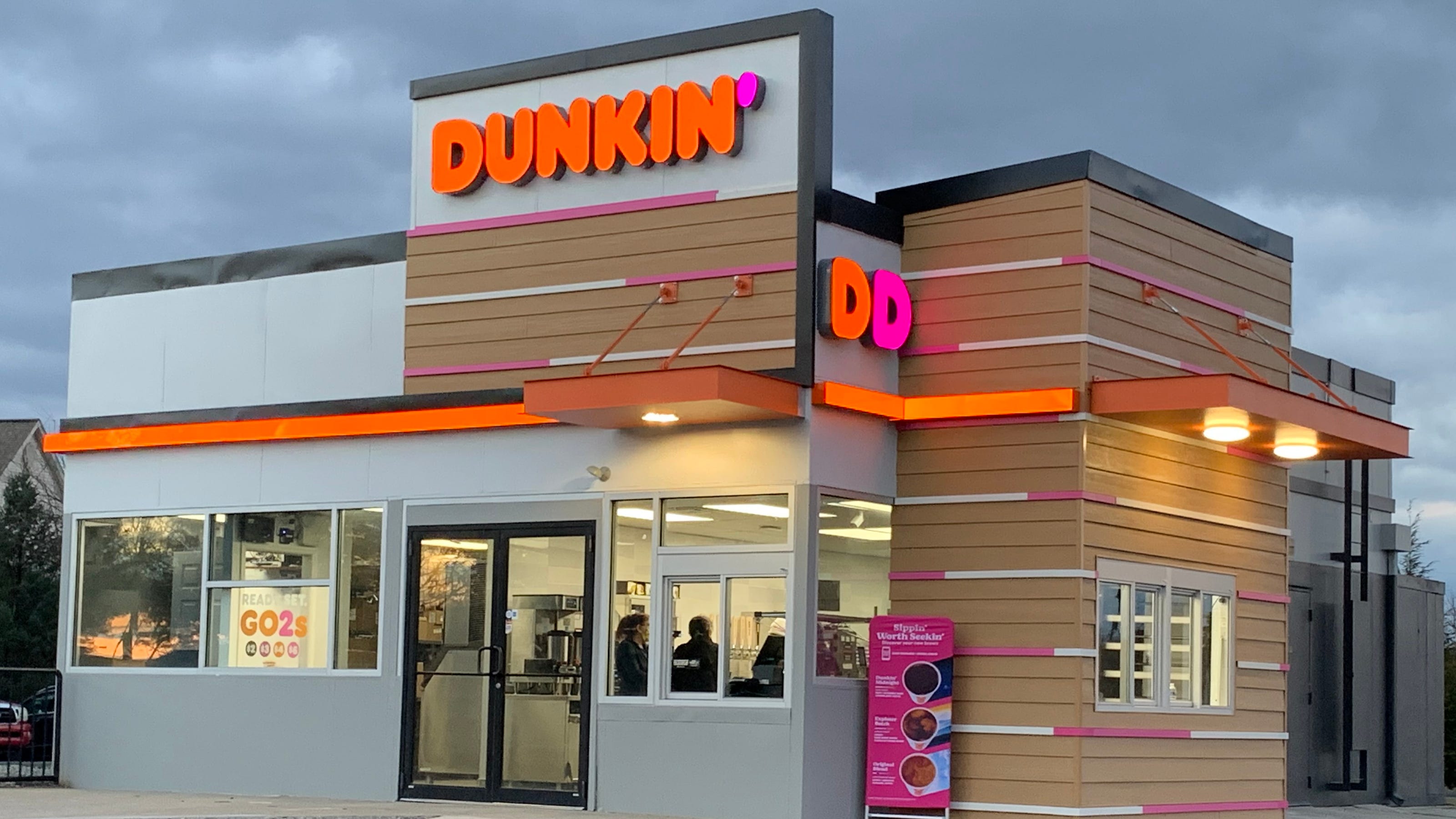 Dunkin Donuts opens in Palmyra, 5 new businesses open in central Pa.