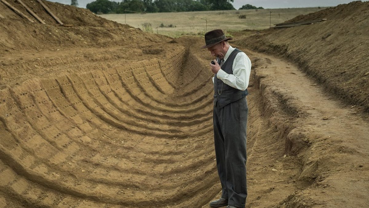 The Dig': Ralph Fiennes got buried alive for his new Netflix film