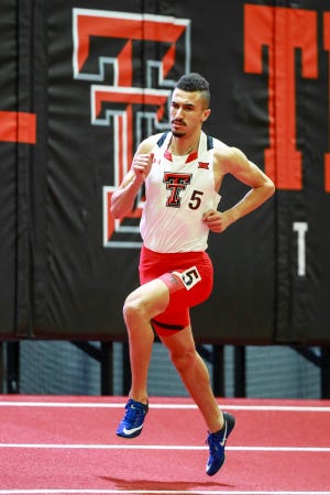 L'étudiant diplômé de l'Université Texas Tech, Taqiuddin Hedeli est classé cinquième au monde dans la course de 800 m cette saison et troisième au monde dans le mile. Il a battu le record de l'école ce dimanche dernier, d'une durée de 3 minutes 56,79 secondes lors d'une rencontre de l'American Track League télévisée sur ESPN.