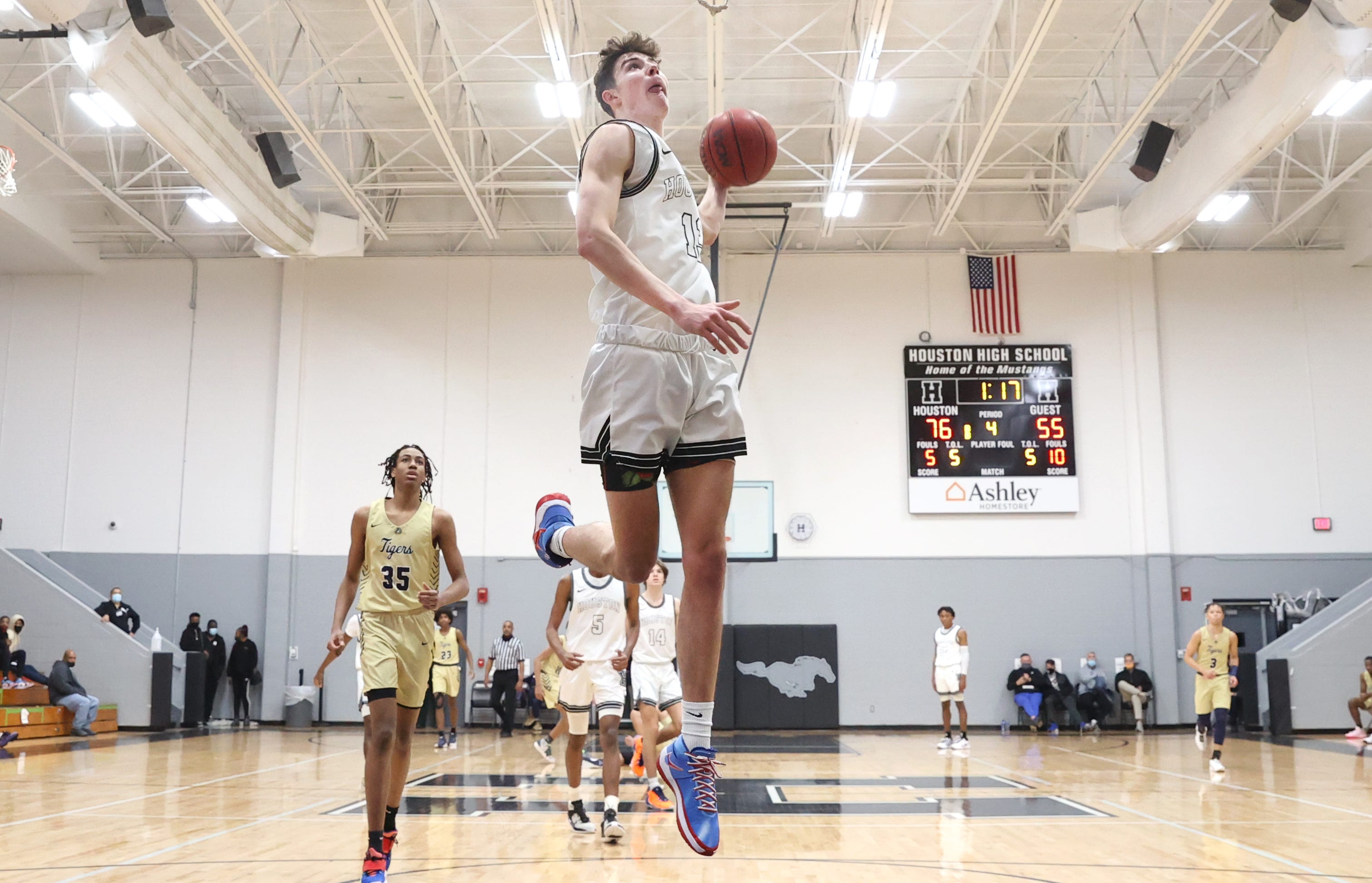 Creighton basketball recruiting Mason Miller of Houston bigger, stronger