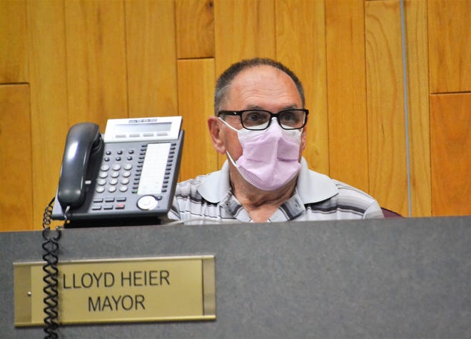 Oconto mayor Lloyd Heier is seen at a City Council meeting last year.