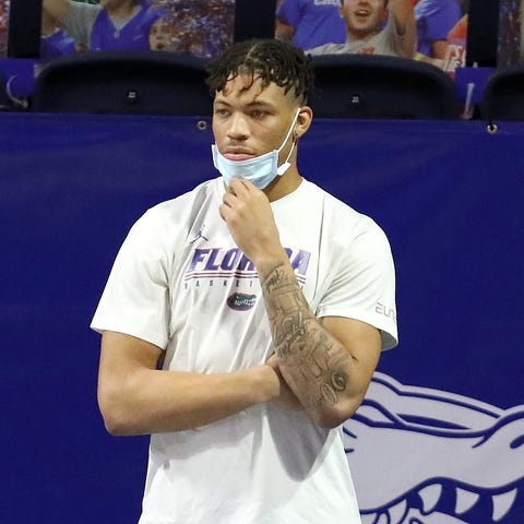 Florida Gators guard Keyontae Johnson (11) watches