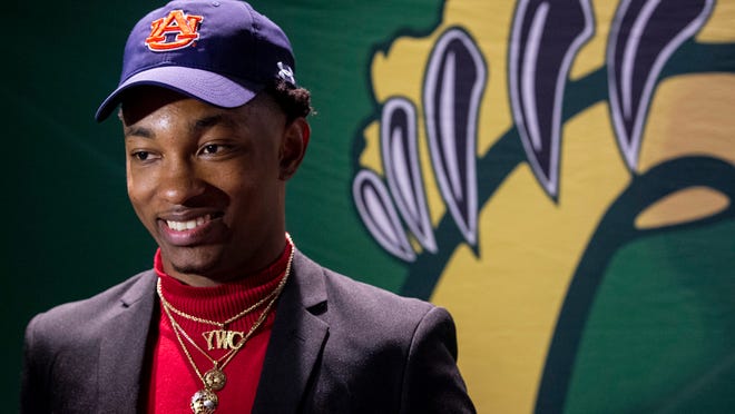 Football Recruiting Early Look At Montgomery Area 2022 Prospects Early Signing Day 2022