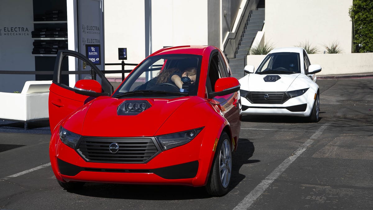 Photos ElectraMeccanica's new 3wheel electric SOLO car