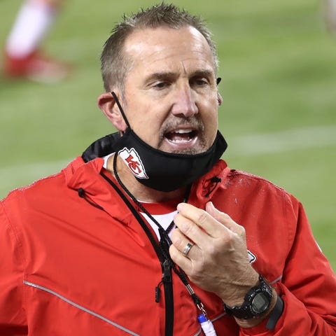 Defensive coordinator Steve Spagnuolo is finishing