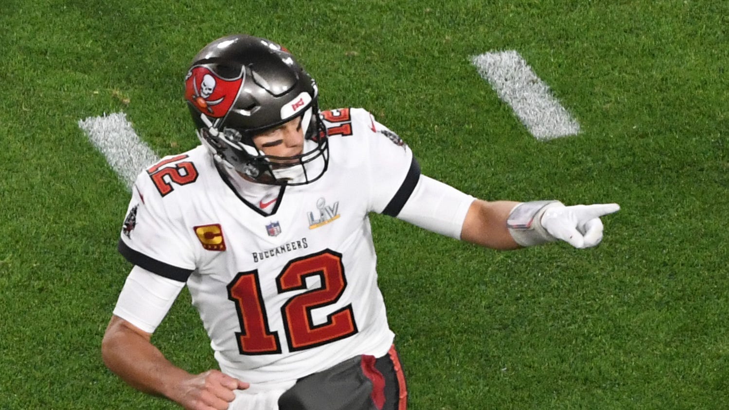 Super Bowl 55: Tom Brady's first-quarter touchdown pass makes history