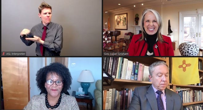 Funcionarios de Nuevo México brindan actualizaciones sobre la propagación del COVID-19 y las vacunas en el estado el miércoles 10 de febrero de 2021. En el sentido de las agujas del reloj desde la parte superior izquierda: intérprete de ASL, gobernador Michael Logan Grisham, Secretario de Servicios Humanos del Estado Dr. David Skreis y Salud del Estado Secretaria designada Tracy Collins.