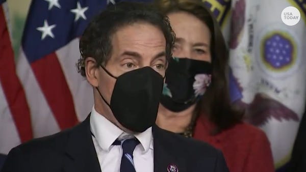 VPC HOUSE MANAGERS DESK THUMB