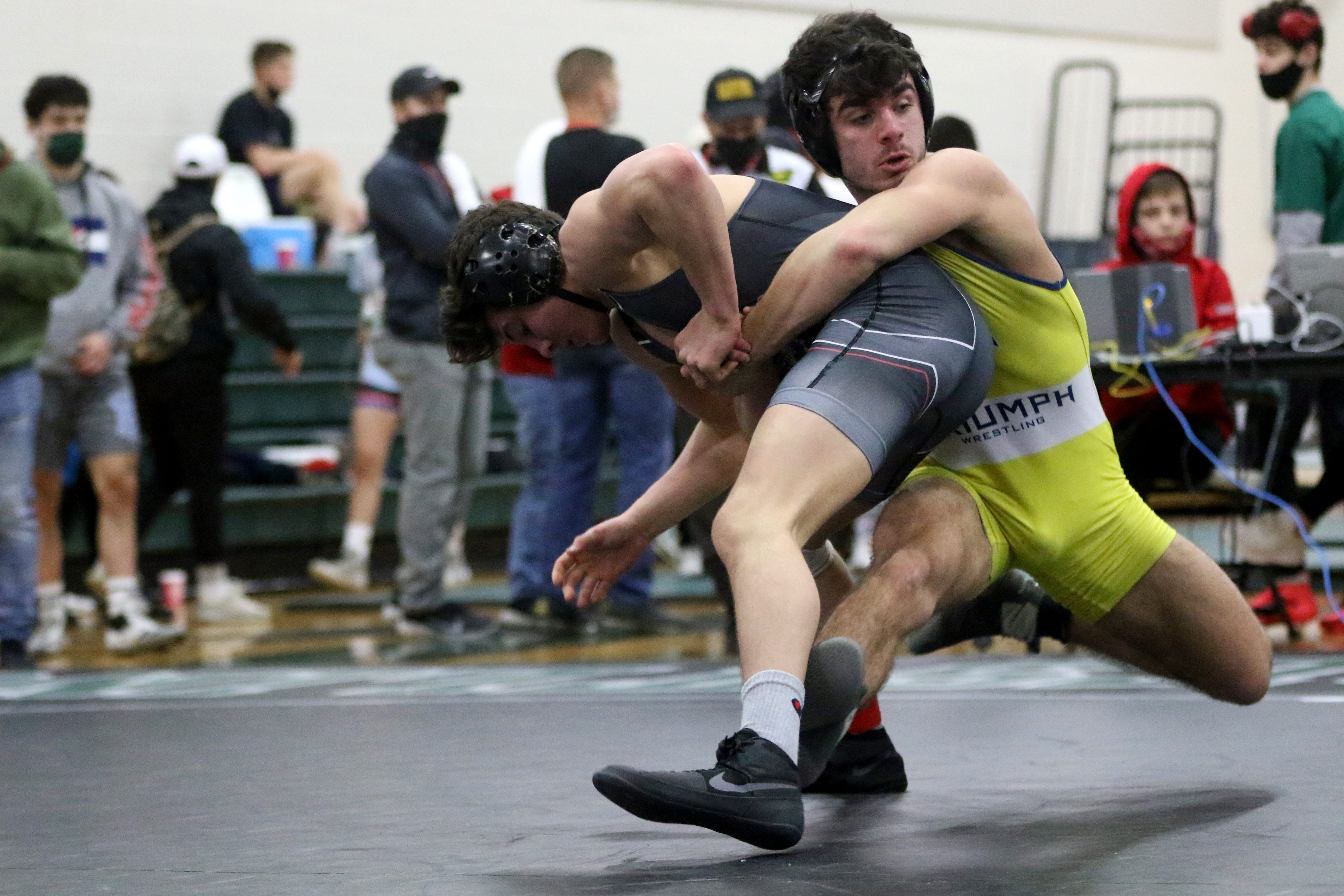 Southern Wrestler Knocks Off State Champion In Mobbin Classic Showdown