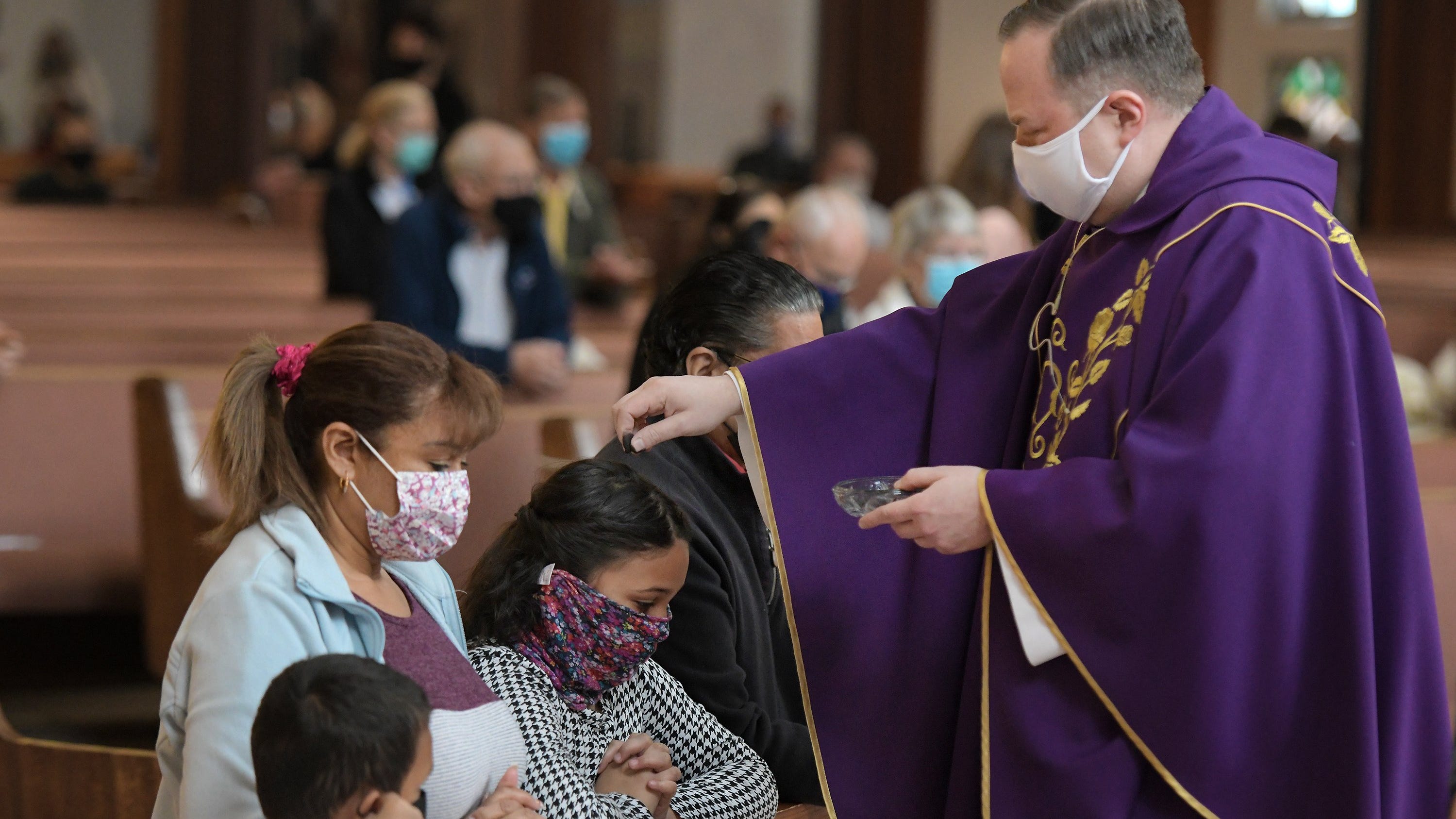 Amid COVID pandemic, changes made for Ash Wednesday in Jacksonville